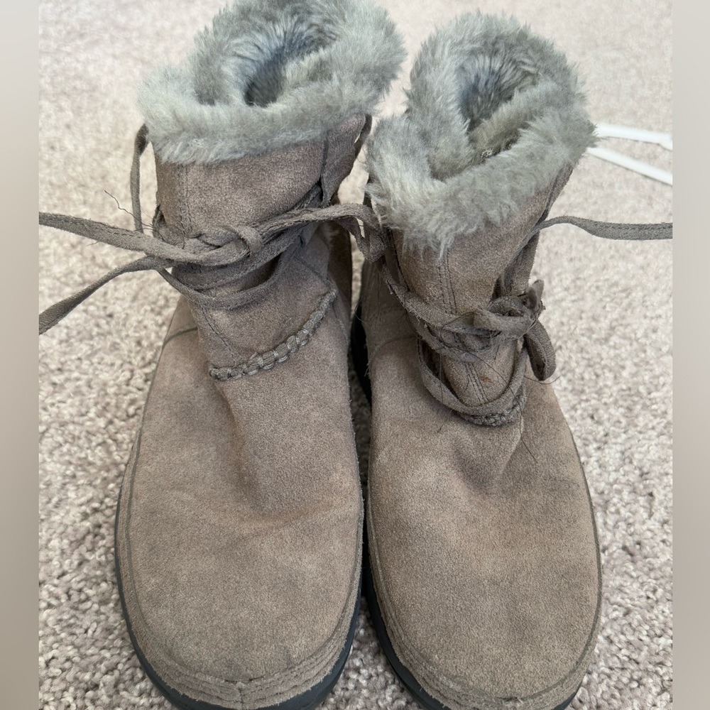 Clarks Brown Ankle Boots with Fur Lining